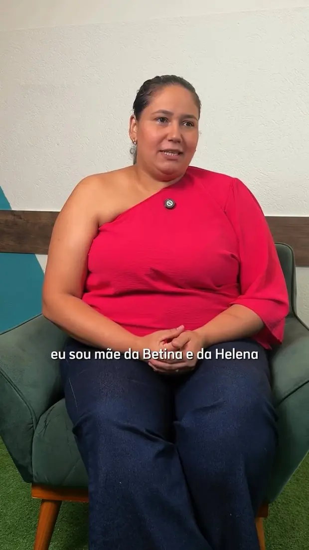 Mãe da Betina e da Helena, no depoimento em vídeo sobre o Colégio Criarte